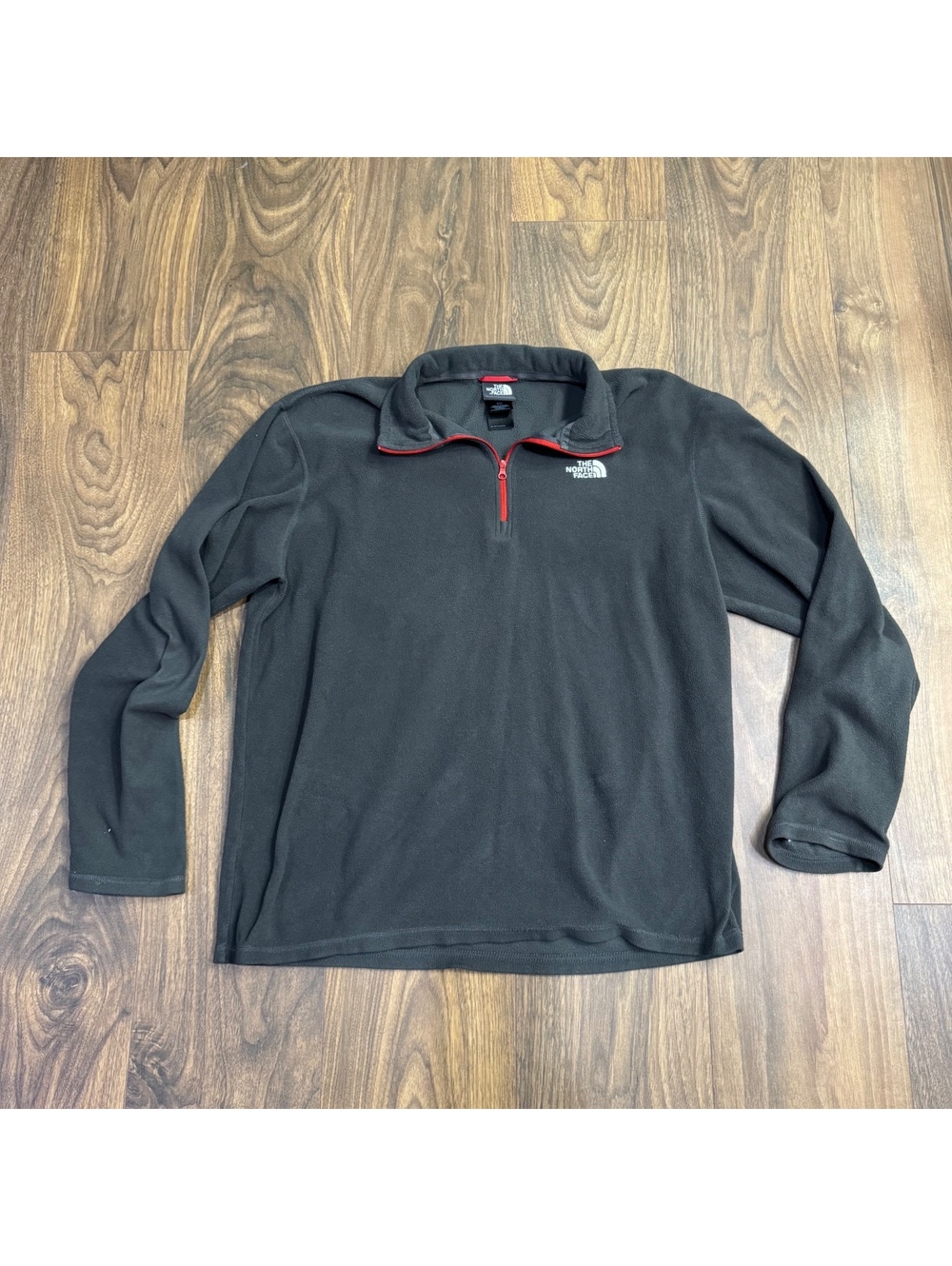 The North Face Men’s Large Black 1/4 Zip Fleece Pullover Jacket Red Trim